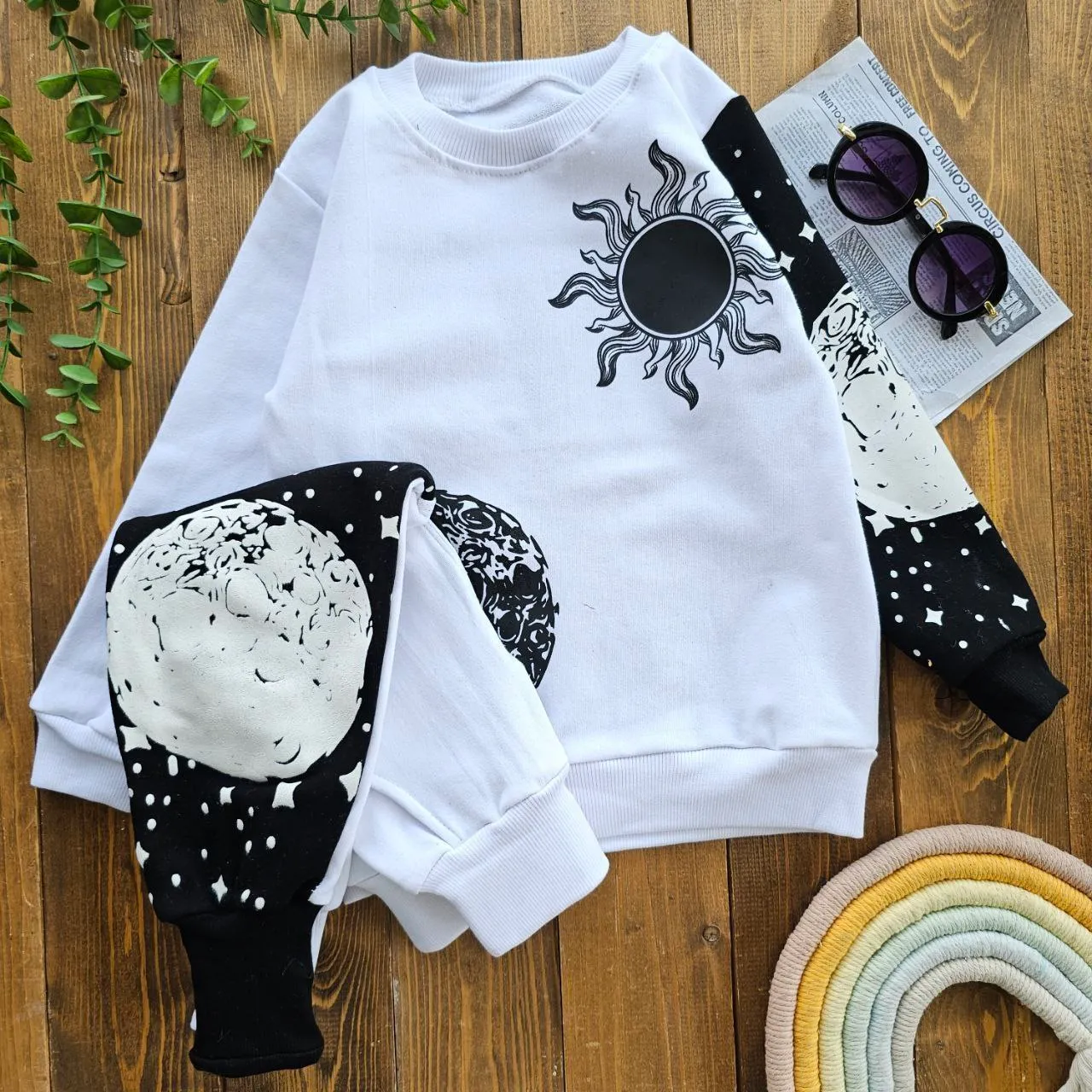 ماه و خورشید